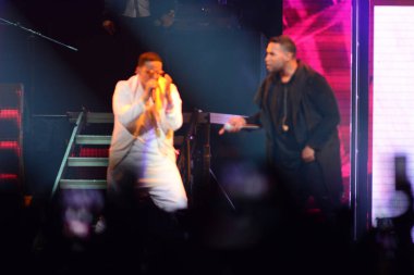 Baba Yankee ve Don Omar 7 Ağustos 2016 'da Orlando Florida' daki Amway Center 'da konser verdiler..  