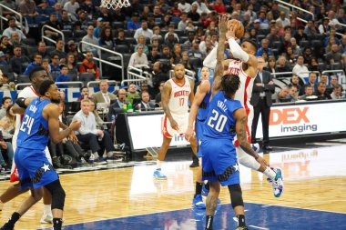 Orlando Magic, 13 Aralık 2019 Cuma günü Orlando, Florida 'daki Amway Center' da Houston Rockets 'a ev sahipliği yapıyor.