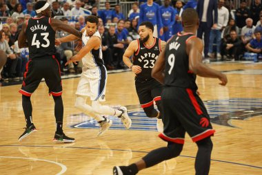 Orlando Magic 19 Nisan 2019 Cuma günü Orlando Florida 'daki Amway Arena' daki NBA Playoff 1 'de Toronto Rapçileri' ne ev sahipliği yapıyor.
