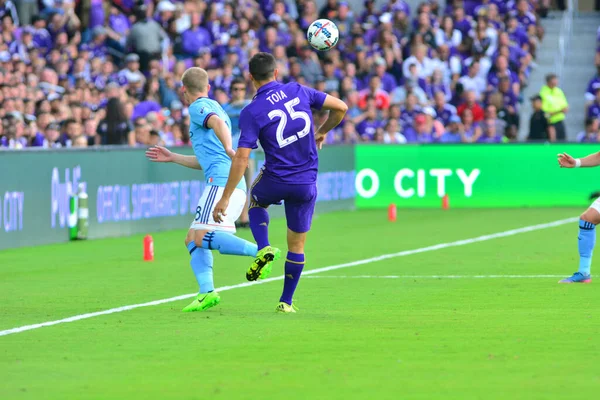 Orlando City, 5 Mart 2017 'de Orlando City Stadyumu' nda NYC FC 'ye ev sahipliği yaptı..  
