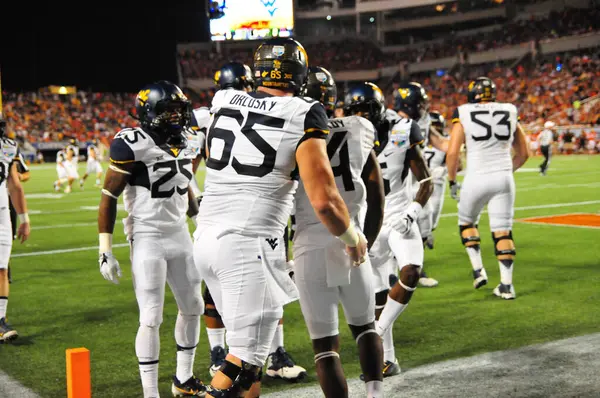 West Virginia Mountaineers Enfrentam Miami Hurricanes Durante 71St Russell Bowl — Fotografia de Stock