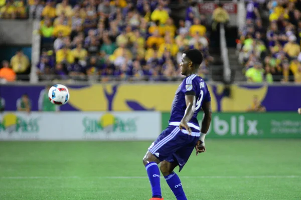 Orlando City SC, 18 Haziran 2016 'da Orlando Florida' daki Camp World Stadyumu 'nda San Jose Depremleri' ne ev sahipliği yaptı.