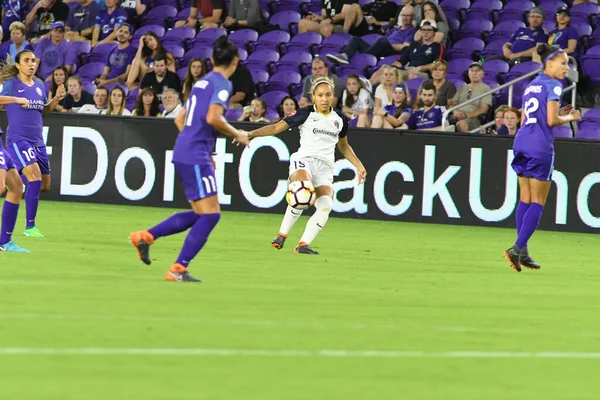 Orlando Pride, 23 Mayıs 2018 'de Orlando Florida' daki Exploria Stadyumu 'nda Kuzey Carolina Cesareti' ne ev sahipliği yapmaktadır..  