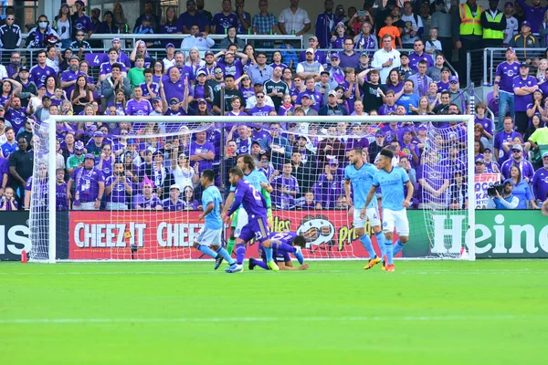 Orlando City, 5 Mart 2017 'de Orlando City Stadyumu' nda NYC FC 'ye ev sahipliği yaptı..