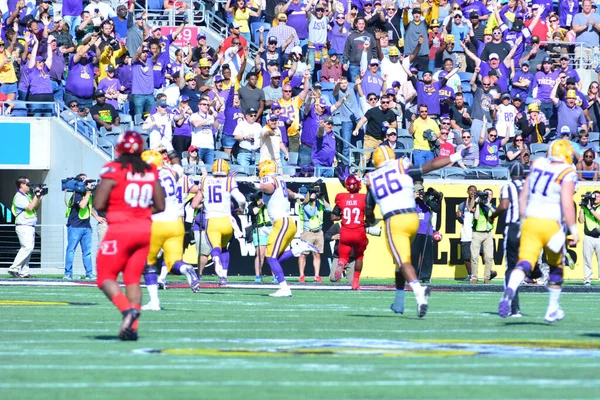 Lsu Зустрічається Луїсвіллом Під Час Citrus Bowl Стадіоні Camping World — стокове фото