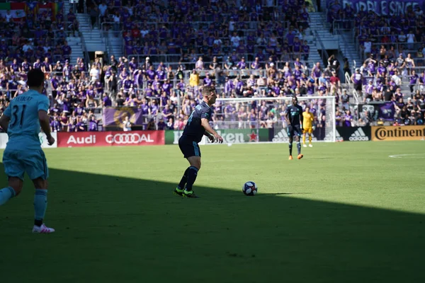 Orlando City SC 20 Nisan 2019 'da Orlando City Stadyumu' nda Vancouver Whitecaps 'a ev sahipliği yapıyor..  