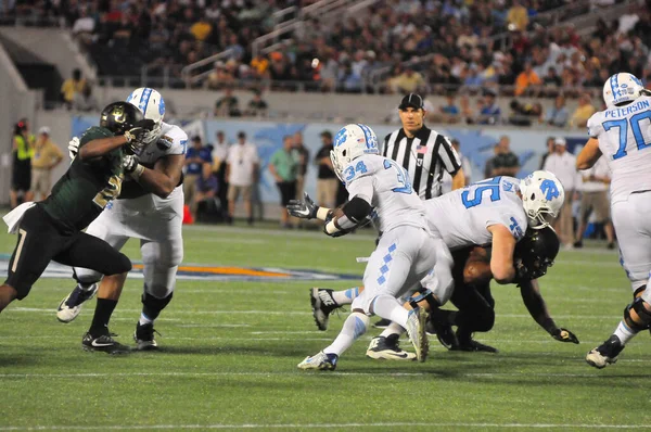 Carolina Del Norte Enfrenta Baylor Durante Russell Athletic Bowl Camping —  Fotos de Stock