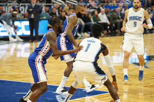 Orlando Magic, Philadelphia 76ers 'ı 13 Kasım 2019 Çarşamba günü Amway Center' da ağırlamaktadır. Fotoğraf: Marty Jean-Louis