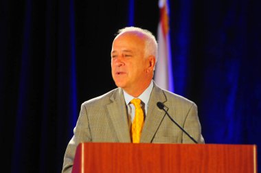 Florida Valisi Rick Scott 13 Ekim 2015 'te Orlando Florida' daki İnanç Sempozyumu 'nda konuşma yapacak. Fotoğraf: Marty Jean-Louis