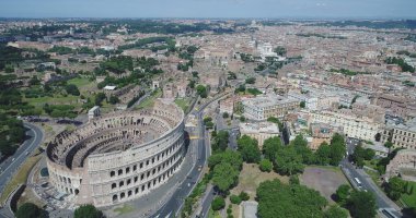 İtalya 'nın Roma' daki ünlü mezarının havadan görünüşü.. 