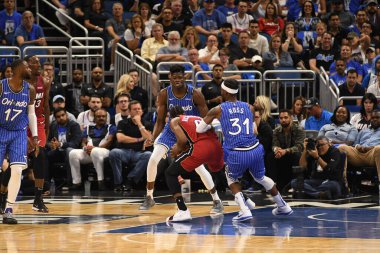 Orlando Magic 17 Ekim 2018 'de Orlando Florida' daki Amway Center 'da Miami Heat' i sunar..  