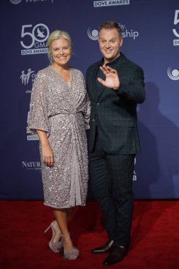 15 Ekim 2019 'da Nashville, Tennessee' deki Linbscome Üniversitesi 'nde verilen 50. GMA Dove Ödülleri sırasında kırmızı halı. 