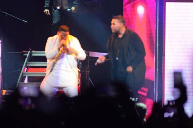 Baba Yankee ve Don Omar 7 Ağustos 2016 'da Orlando Florida' daki Amway Center 'da konser verdiler..  