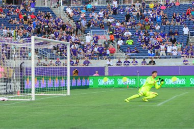 Orlando City, 24 Ağustos 2016 'da Orlando Florida' daki Kamp Dünyası Stadyumunda Toronto FC 'ye ev sahipliği yaptı..