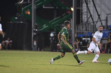 Los Angeles Galaksisi, 14 Temmuz 2020 'de Orlando Florida ABD' deki ESPN Vahşi Spor Dünyası 'nda düzenlenen MLS Sırt Turnuvası sırasında Portland Timbers ile karşı karşıya geldi..