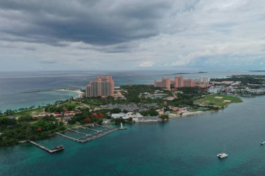 Atlantis Koyu, Bahamalar 'daki en ünlü tatil köyüdür.