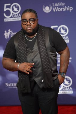 15 Ekim 2019 'da Nashville, Tennessee' deki Linbscome Üniversitesi 'nde verilen 50. GMA Dove Ödülleri sırasında kırmızı halı. 