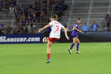 Orland Pride, 25 Ağustos 2018 'de Orlando Florida' daki Exploria Stadyumu 'nda Chicago Red Stars' a ev sahipliği yapıyor..  