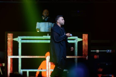 Baba Yankee ve Don Omar 7 Ağustos 2016 'da Orlando Florida' daki Amway Center 'da konser verdiler..  