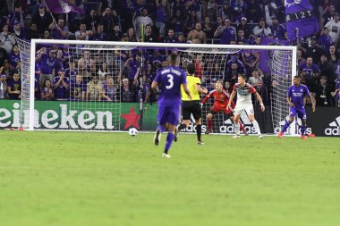 Orlando City SC, 23 Ekim 2016 'da Orlando Florida' daki Camp World Stadyumu 'nda DC United' ı ağırladı..  