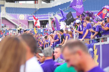 Orlando City SC sunucusu Sporting Kansas City Orlando Florida 'daki Dünya Kampı Stadyumu' nda 13 Eylül 2015 'te.