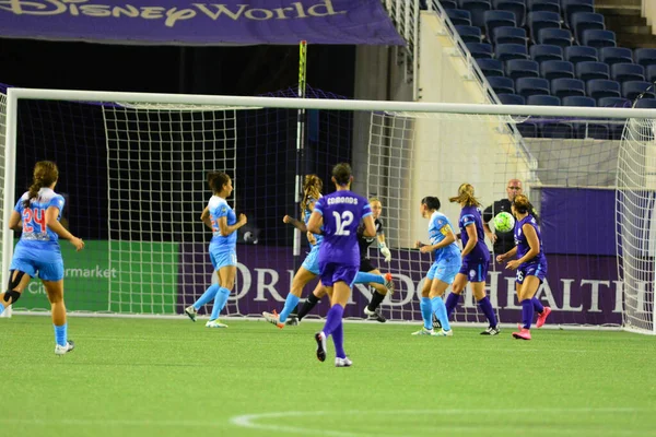 Orlando Pride, 16 Temmuz 2016 'da Orlando Florida' da Chicago Stars 'a ev sahipliği yaptı.. 