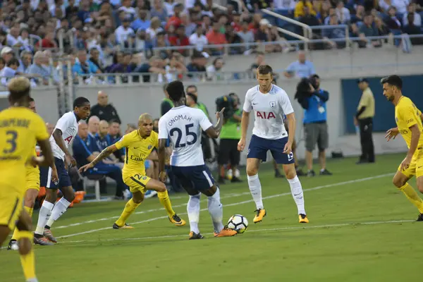 Paris Saint-Germain, Tottenham Hotspur 'a karşı 22 Temmuz 2017' de Orlando Florida 'daki Citrus Bowl' da.  