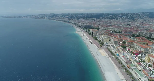 Schöne Luftaufnahme Der Küste Mit Stadtstrand — Stockfoto