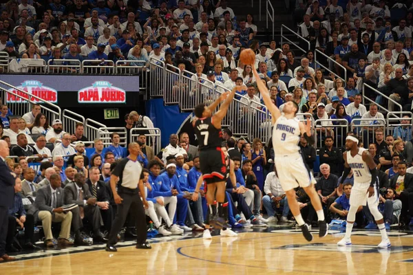 Orlando Magic Hosts Toronto Rapters Nba Playoff Amway Arena Orlando — Stockfoto