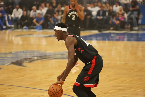 Orlando Magic Empfängt Die Toronto Rapters Während Der Nba Playoff — Stockfoto