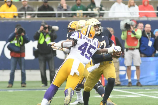 Notre Dame Twarz Lsu Podczas Citrus Bowl Camping World Stadium — Zdjęcie stockowe