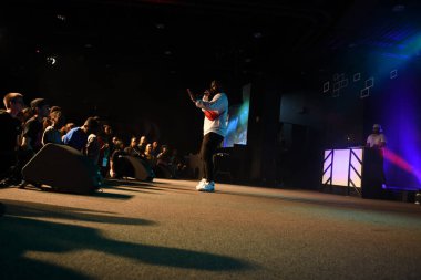 Crossover Kilisesi, 6 Ekim 2018 'de Tampa Florida' daki Crossover Kilisesi 'nde iki yıllık lezzet festivaline ev sahipliği yapıyor..