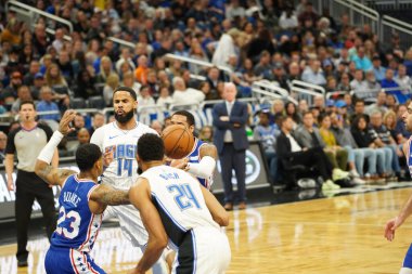 Orlando Magic 27 Aralık 2019 Cuma günü Orlando, Florida 'daki Amway Arena' da Philadelphia 76ers 'a ev sahipliği yapıyor..