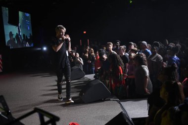 Crossover Kilisesi, 6 Ekim 2018 'de Tampa Florida' daki Crossover Kilisesi 'nde iki yıllık lezzet festivaline ev sahipliği yapıyor..