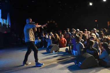 Crossover Kilisesi, 6 Ekim 2018 'de Tampa Florida' daki Crossover Kilisesi 'nde iki yıllık lezzet festivaline ev sahipliği yapıyor..  