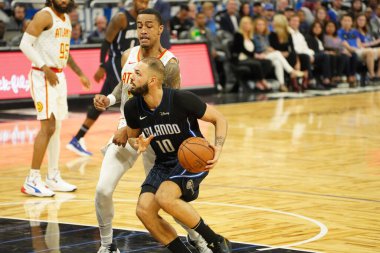Orlando Magic 30 Aralık 2019 tarihinde Orlando, Florida 'daki Amway Center' da Atlanta Hawks 'a ev sahipliği yaptı.
