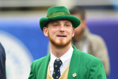 Notre Dame, 1 Ocak 2018 'de Orlando Florida' daki Dünya Kampı Stadyumu 'nda oynanan Citrus Bowl sırasında LSU ile karşılaşacak.