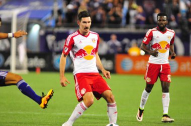 Orlando City SC, 6 Mayıs 2016 'da Orlando Florida' daki Dünya Kampı Stadyumu 'nda New York Red Bulls' a ev sahipliği yaptı..