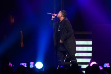 Baba Yankee ve Don Omar 7 Ağustos 2016 'da Orlando Florida' daki Amway Center 'da konser verdiler..  