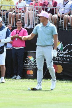 Bubba Watson, Orlando Florida 'daki Bay HIll Kulüp Lodge' da düzenlenen 2020 Arnold Palmer Birinci Tur Grupları sırasında 5 Mart 2020 