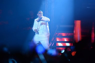 Baba Yankee ve Don Omar 7 Ağustos 2016 'da Orlando Florida' daki Amway Center 'da konser verdiler.. 