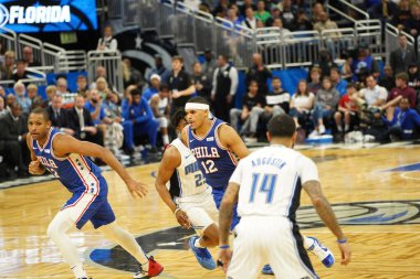 Orlando Magic 27 Aralık 2019 Cuma günü Orlando, Florida 'daki Amway Arena' da Philadelphia 76ers 'a ev sahipliği yapıyor..