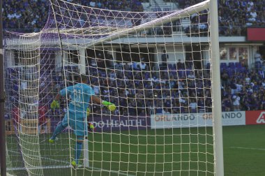Orlando City SC, 9 Nisan 2019 'da Orlando, Florida' daki Citrus Bowl 'da New York Red Bulls' a ev sahipliği yapıyor.. 