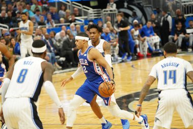 Orlando Magic 27 Aralık 2019 Cuma günü Orlando, Florida 'daki Amway Arena' da Philadelphia 76ers 'a ev sahipliği yapıyor..