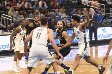 Orlando Magic, 19 Ocak 2019 Cumartesi günü Orlando Florida 'daki Amway Arena' da Milwaukee Doları 'na ev sahipliği yapıyor..