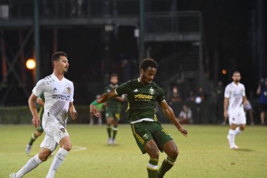 Los Angeles Galaksisi, 14 Temmuz 2020 'de Orlando Florida ABD' deki ESPN Vahşi Spor Dünyası 'nda düzenlenen MLS Sırt Turnuvası sırasında Portland Timbers ile karşı karşıya geldi.