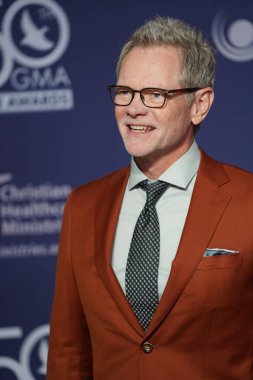 15 Ekim 2019 'da Nashville, Tennessee' deki Linbscome Üniversitesi 'nde verilen 50. GMA Dove Ödülleri sırasında kırmızı halı. 