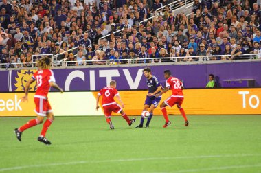 Orlando City SC, 8 Mayıs 2015 'te Florida' daki Kamp Dünyası Stadyumu 'nda Los Angeles Galaksisi' ne ev sahipliği yaptı.. 