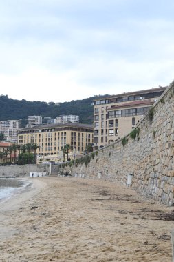 Sahilde ve sahil manzarası 