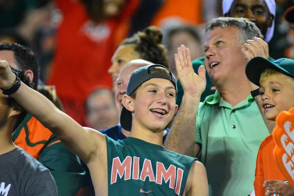 Montañeros Virginia Occidental Enfrentan Huracanes Miami Durante 71º Russell Bowl —  Fotos de Stock